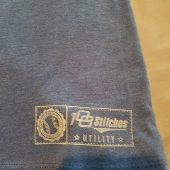 Nwot cubs tshirt - Picture 3 of 4